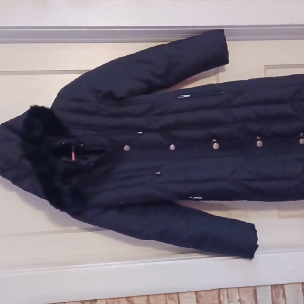 Nuage down hooded coat women's size small black  Detachable Hood